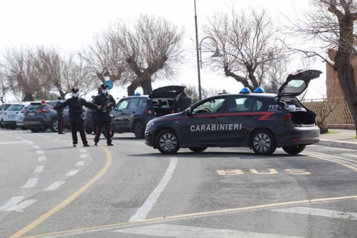 Carabinieri a Nettuno