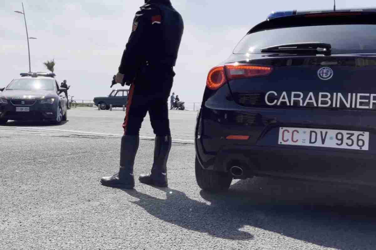 Carabinieri a Ostia