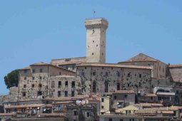 Il Castello Savelli Torlonia a Palombara Sabina