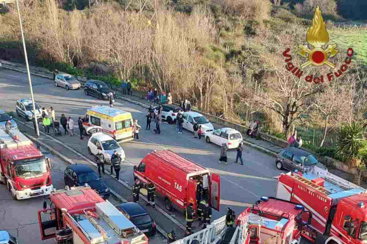 Vigili del Fuoco ambulanza Incendio Bastogi oggi Roma