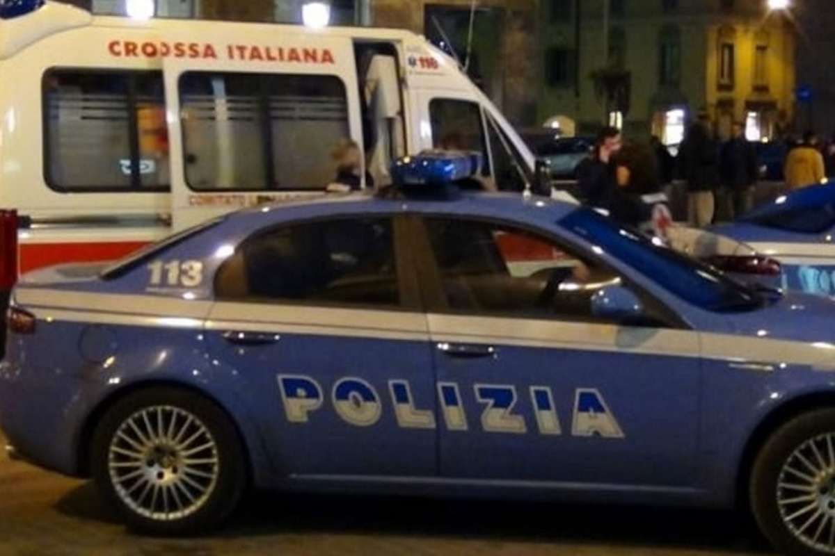 Ambulanza polizia Femminicidio a Roma