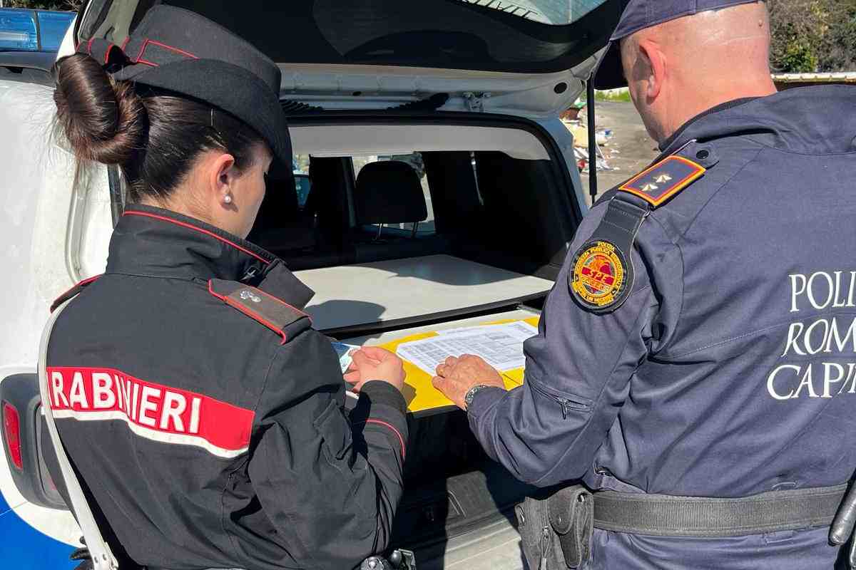 Controlli campo nomadi Polizia locale e Carabinieri