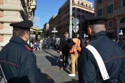 turisti derubati i Carabinieri arrestano 12 ladri
