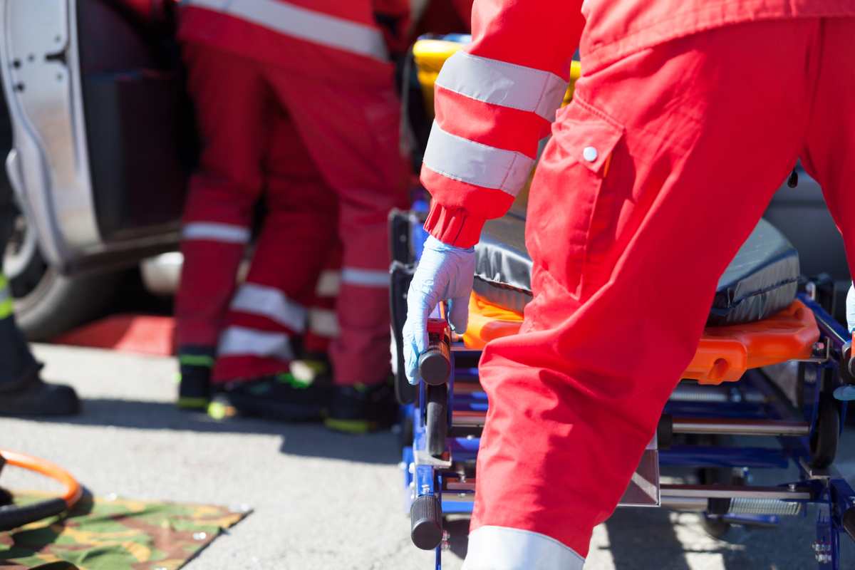 Roma, bloccata la via Pontina per un incidente: traffico in tilt