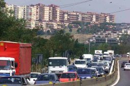 Traffico per lavori e chiusure sulla Pontina