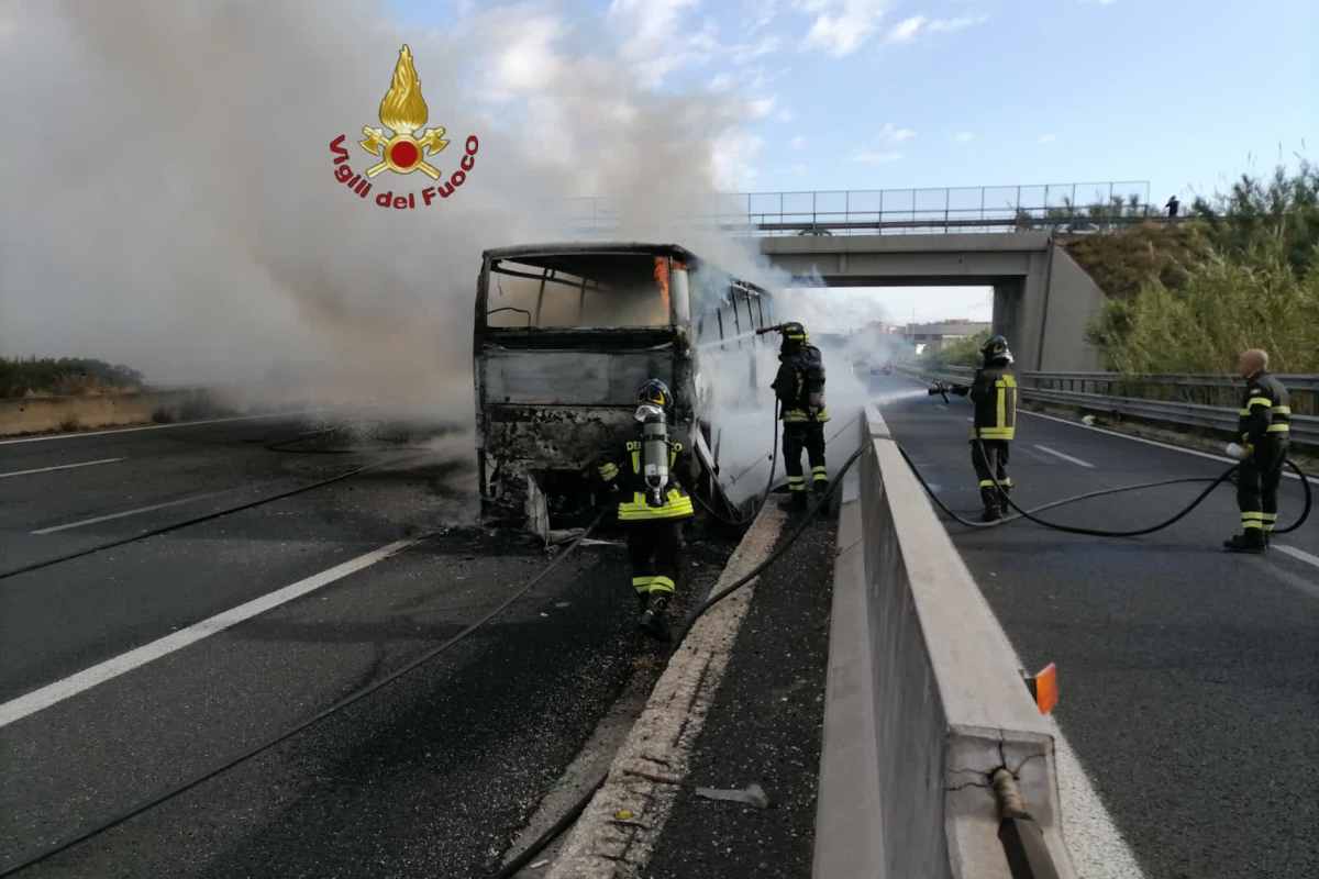 Autobus a fuoco GRA