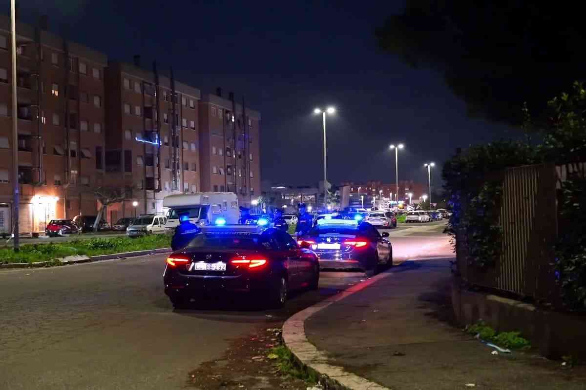 Carabinieri a Ostia