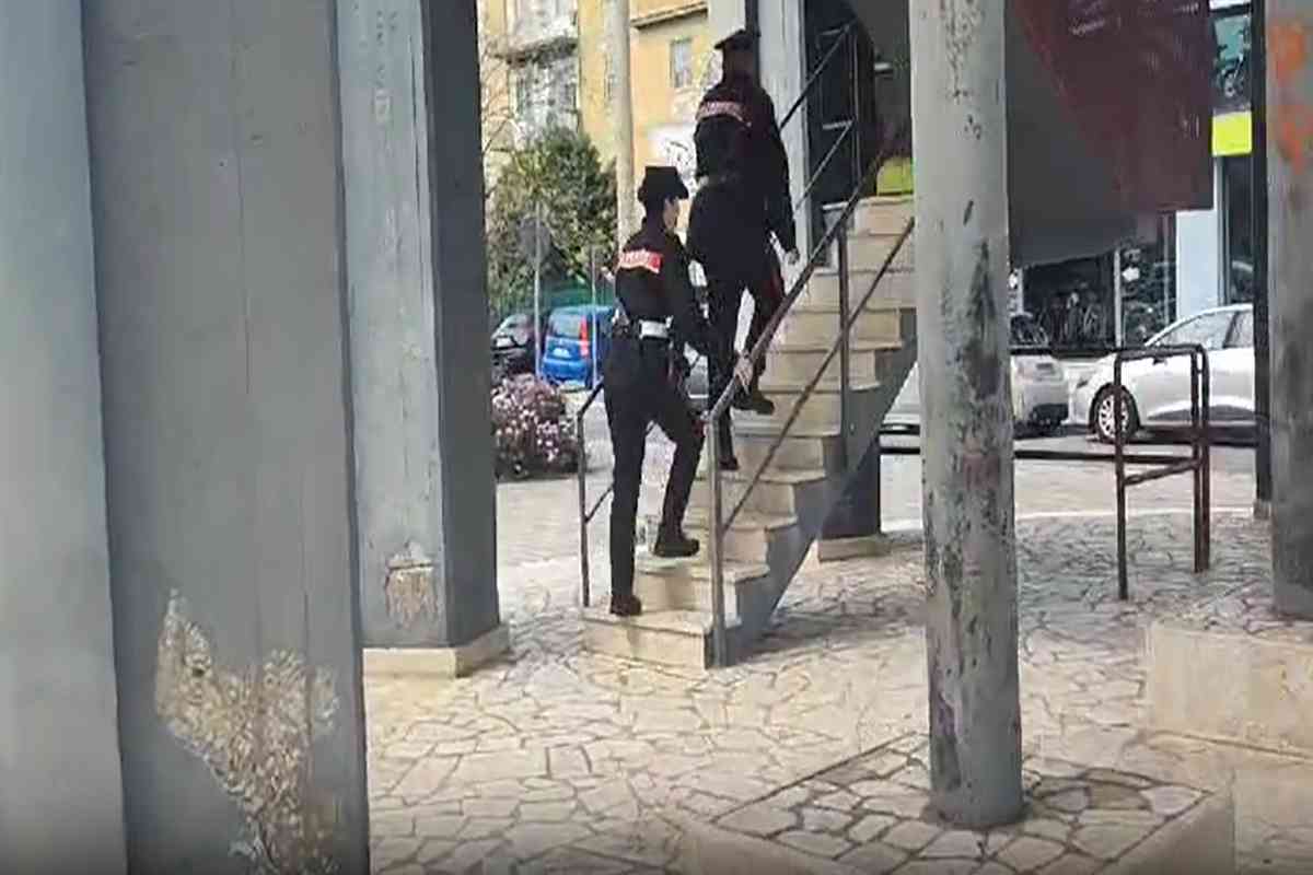 Carabinieri alla Torre dell'Acquedotto