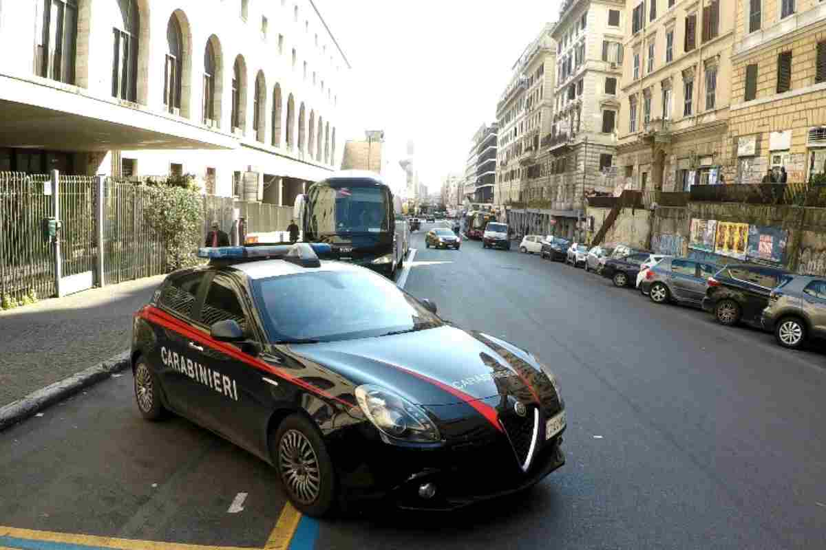 Carabinieri all'Esquilino