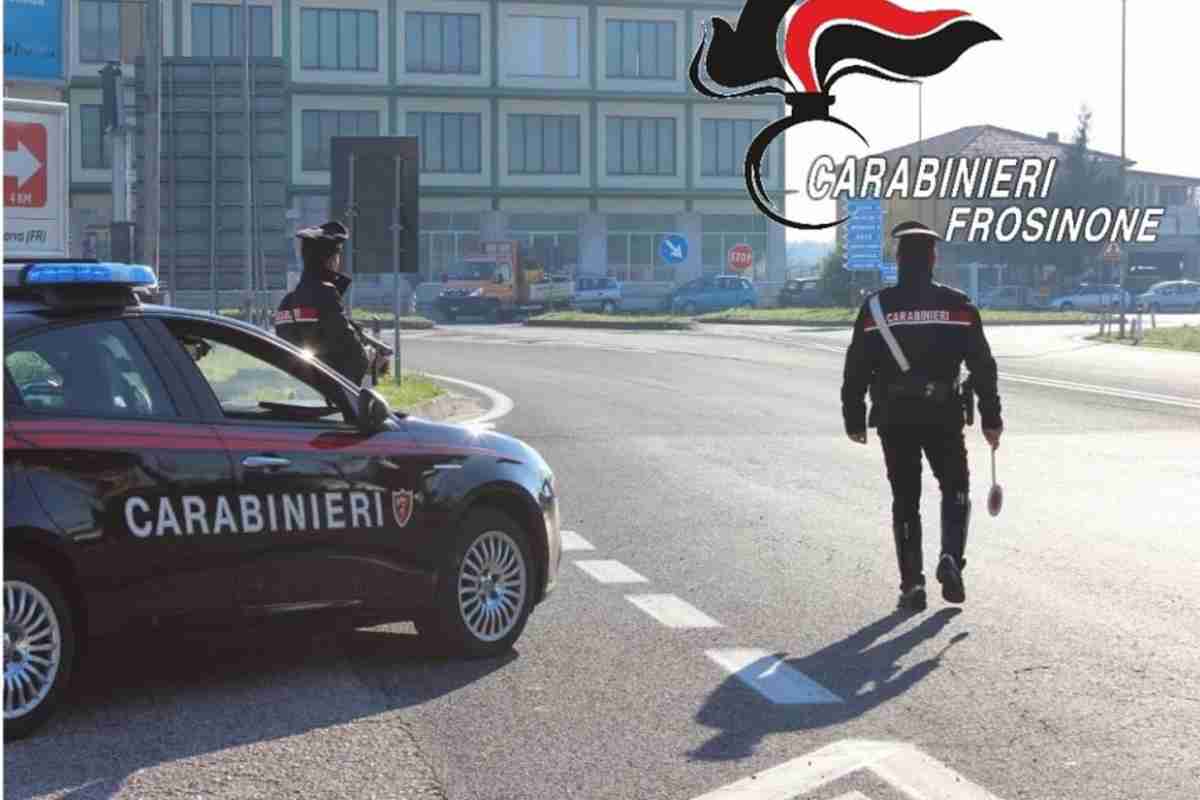 Rocambolesco inseguimento, auto spericolata tallonata dai Carabinieri: fermata dopo 14km