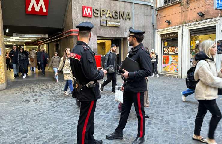 Furti nella metro a Roma controlli dei Carabinieri