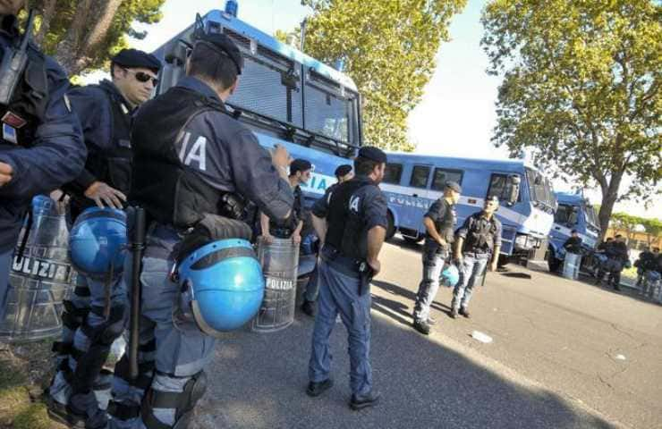 Controlli della Polizia sotto lo Stadio Olimpico