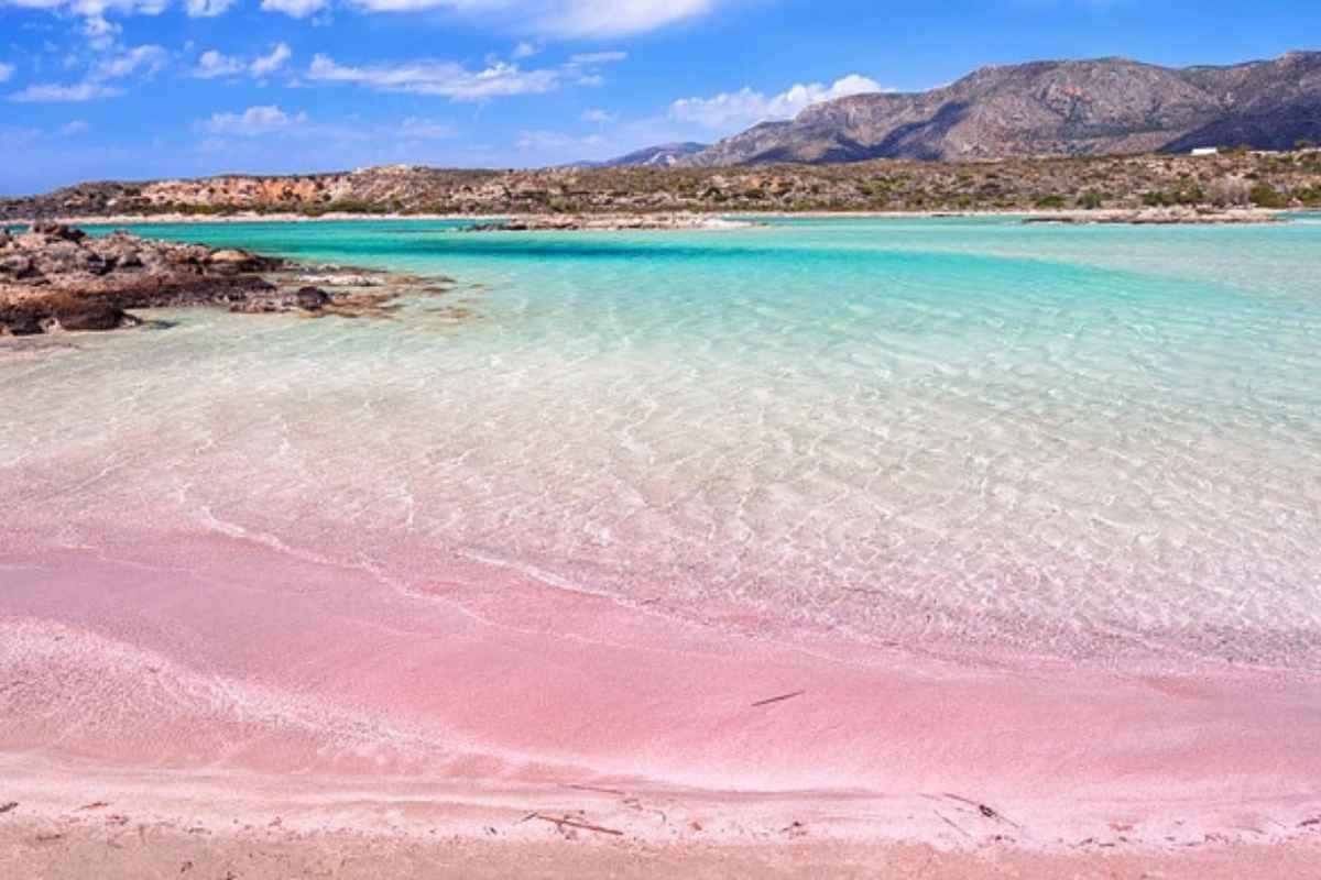 Resterai scioccato da questo panorama mozzafiato, prezzi bassissimi a due passi dall’Italia: uguale alle Maldive