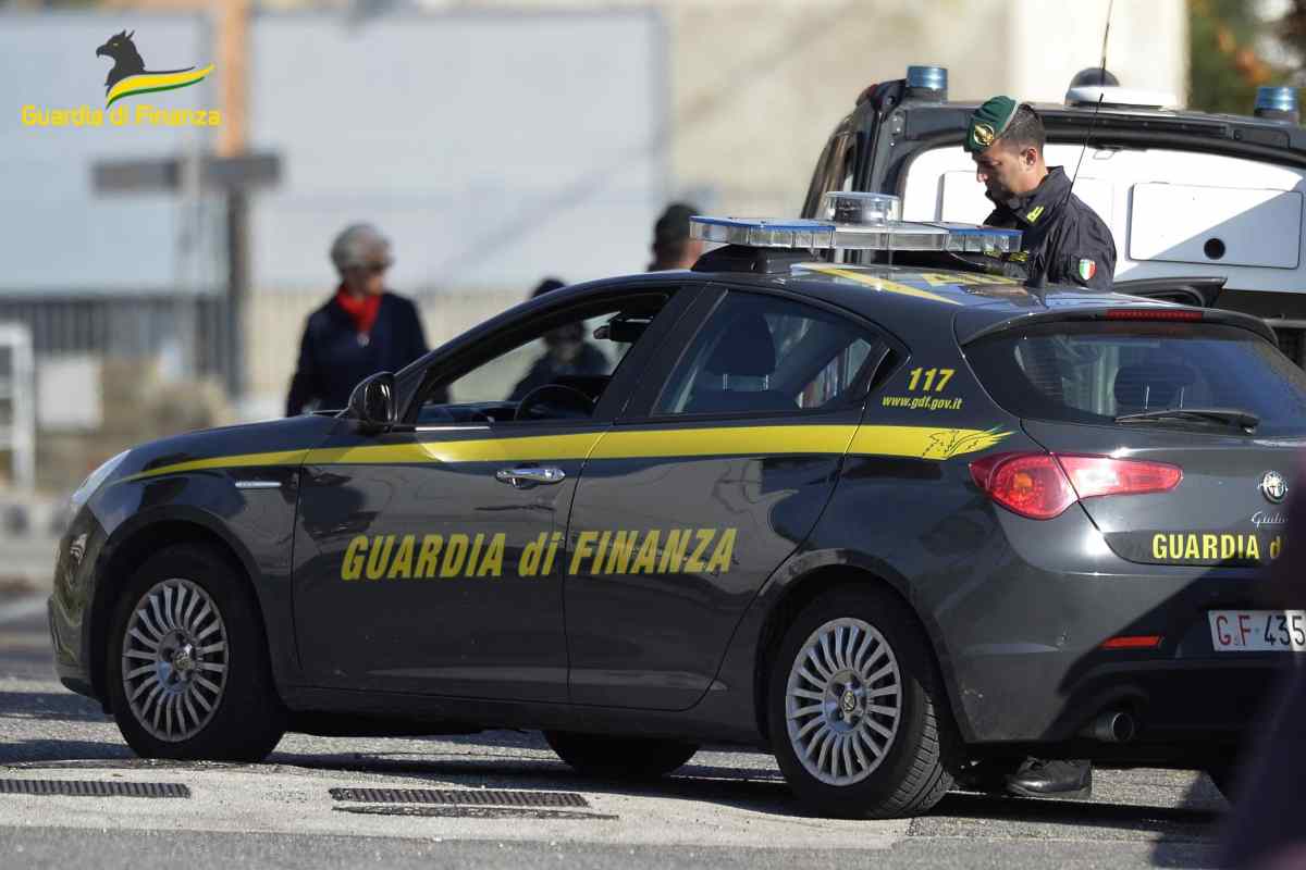 Guardia di finanza latina