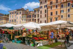 Mercato di campo de fiori