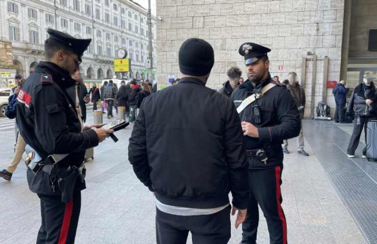 Carabinieri a Termini