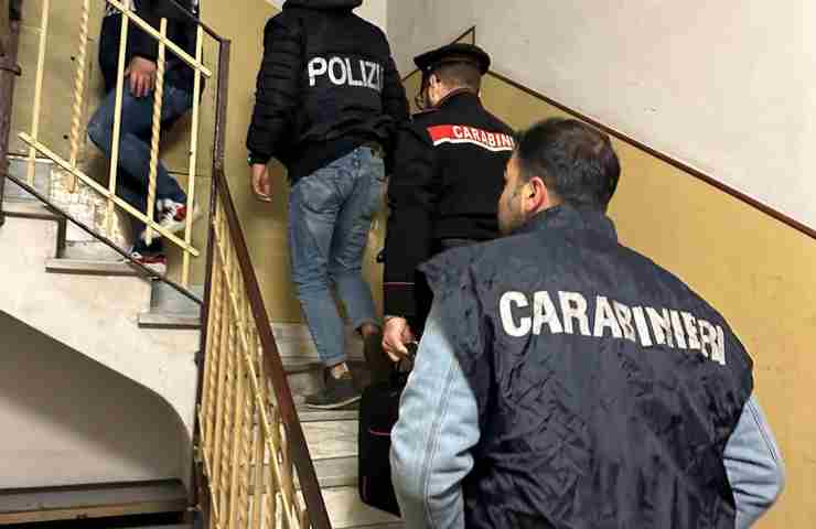 carabinieri e polizia