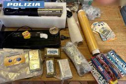 droga, arresti della Polizia