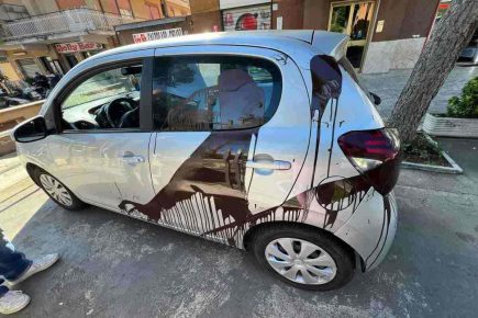 Auto vandalizzata nel XV Municipio di Roma
