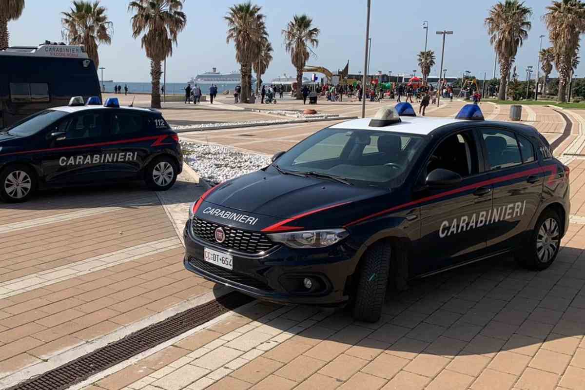 Raffica di controlli dei carabinieri per malamovida: al setaccio le zone balneari