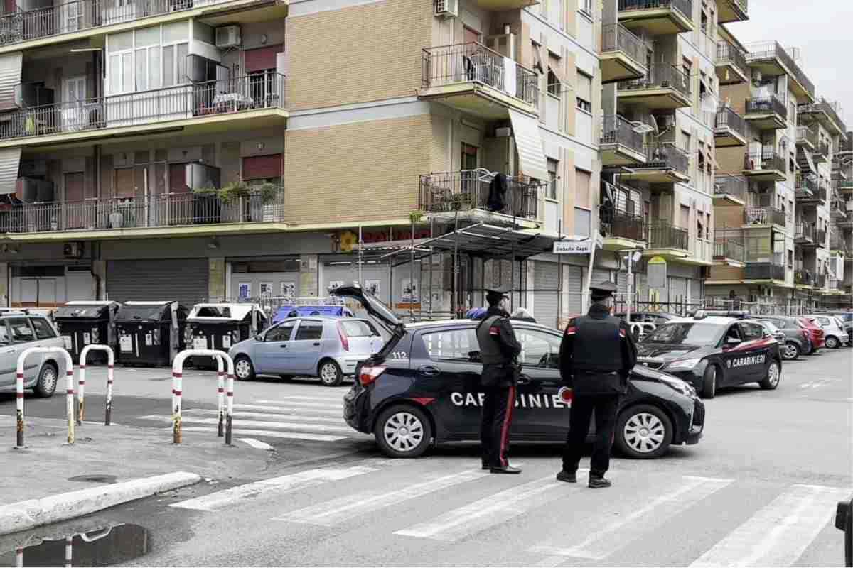 Carabinieri a Ostia