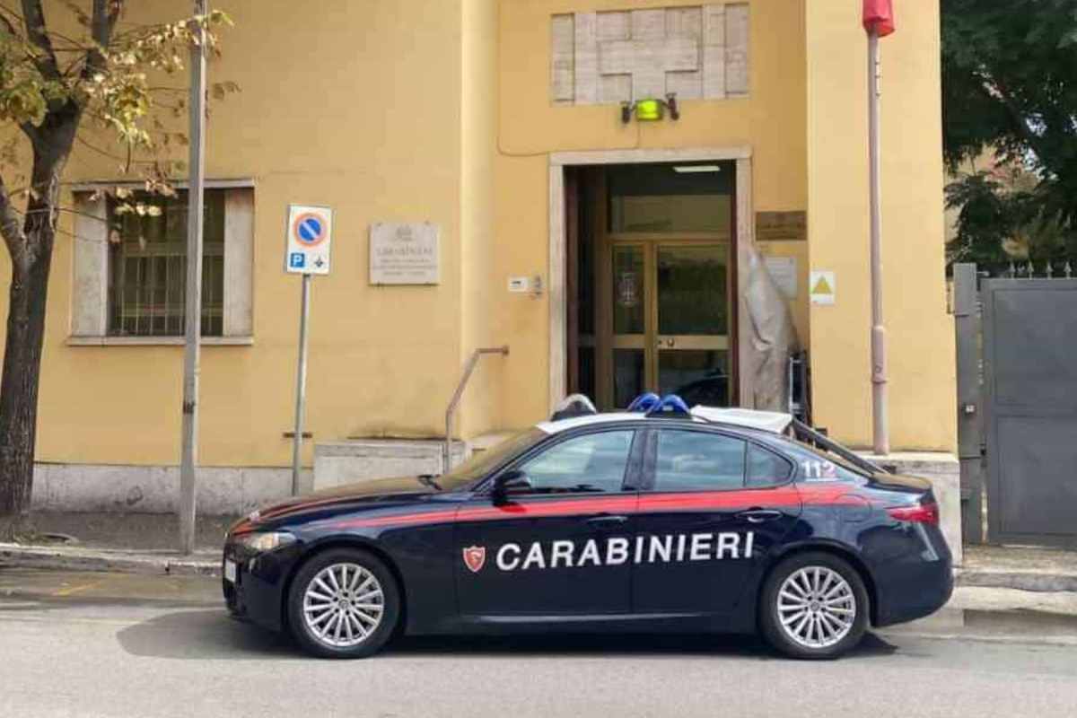 Spari pomezia gambizzato 45enne