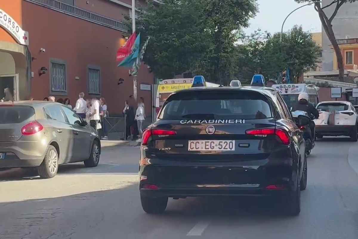 Carabinieri ambulanza