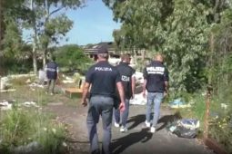 Discarica abusiva scoperta dalla Polizia a Latina