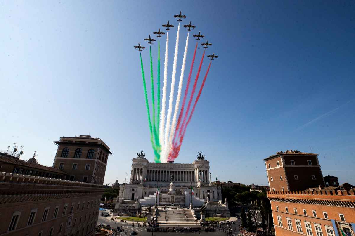 Frecce tricolori Roma 2 giugno