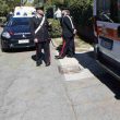 Carabinieri ambulanza sul posto per uomo investito da un'auto a Ciampino