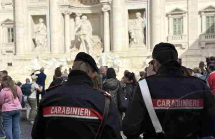 Carabinieri nel corso di controlli