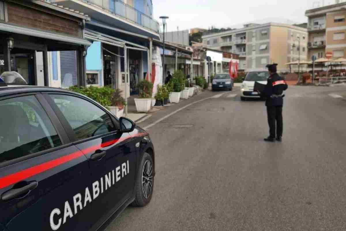 Investito mentre attraversa la strada: ferito un 54enne