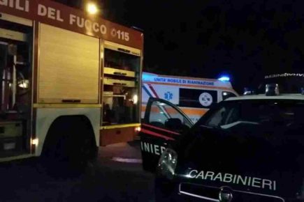 carabinieri, vigili del fuoco e ambulanza