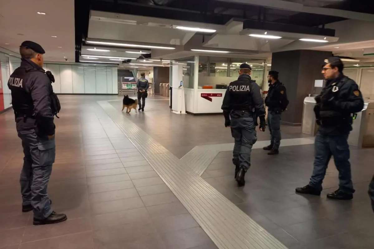 borseggi roma metro polizia