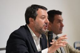 matteo salvini furto in casa roma