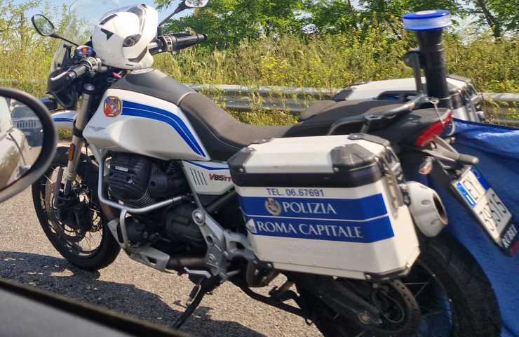 L'intervento della Polizia Locale sulla Pontina