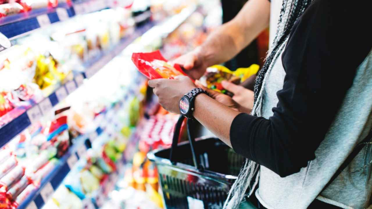 La digitalizzazione nei supermercati: come cambiano i nostri acquisti