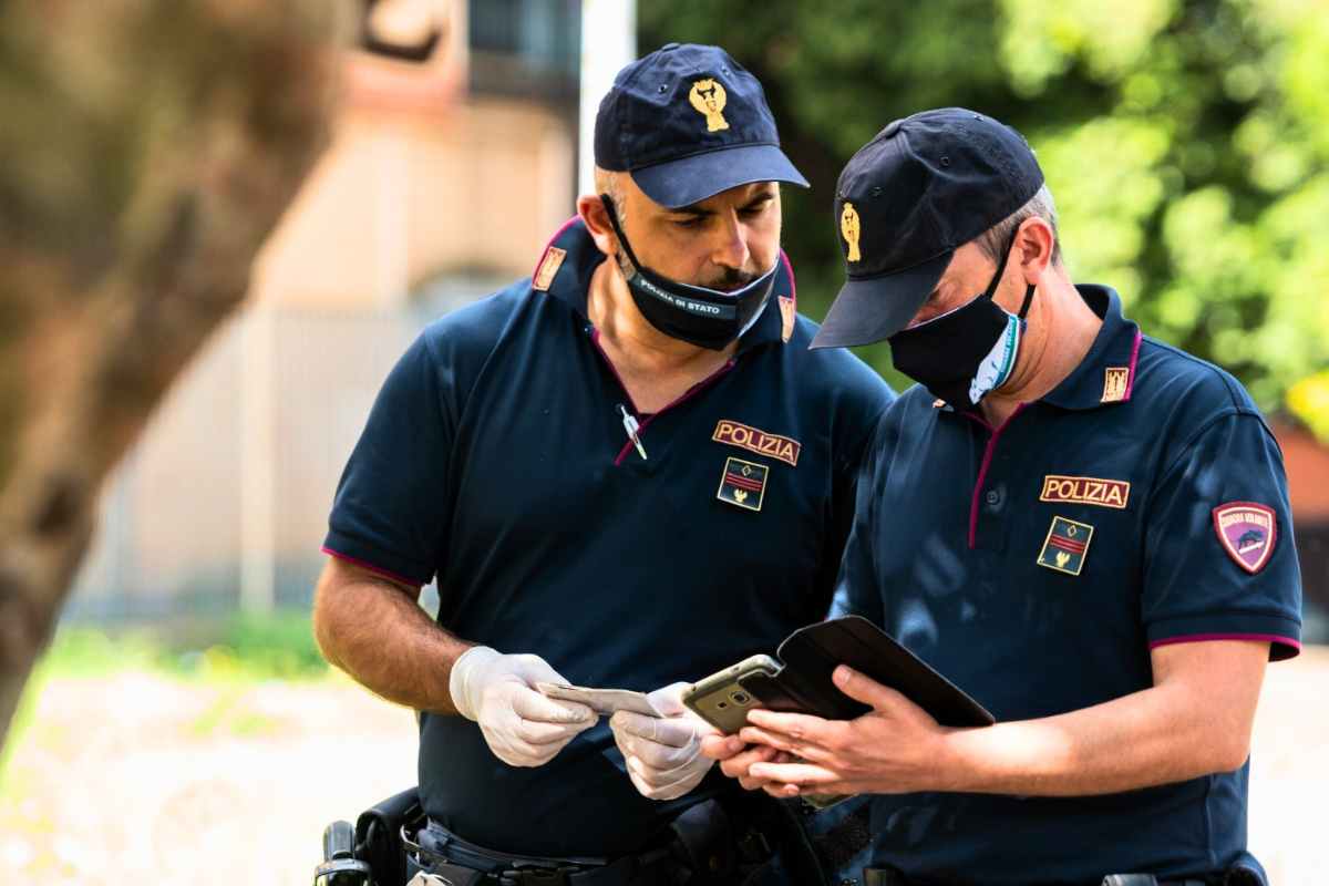 Minacce, violenza domestica e stupro: Polizia riporta in carcere pluripregiudicato