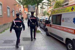 Carabinieri ambulanza tentato suicidio colleferro